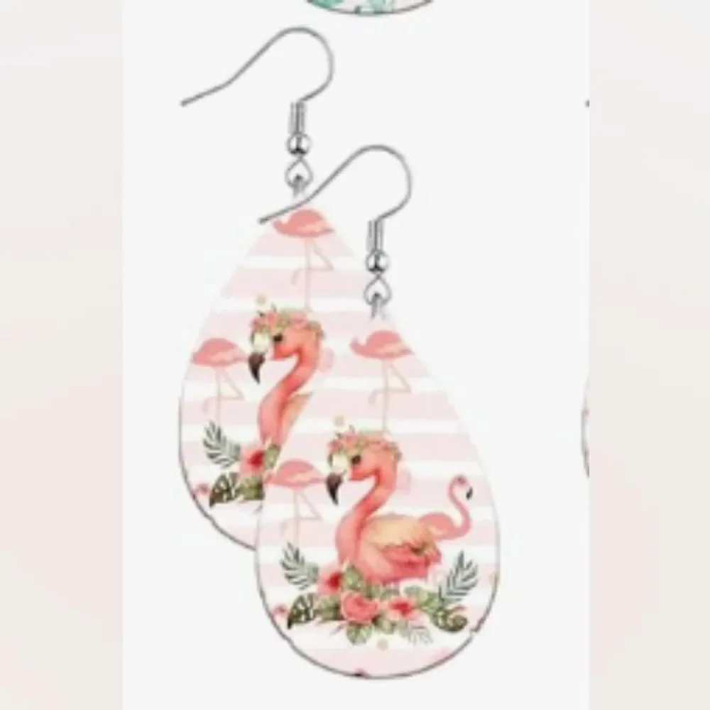 Flamingo teardrop earrings wooden new e17‎